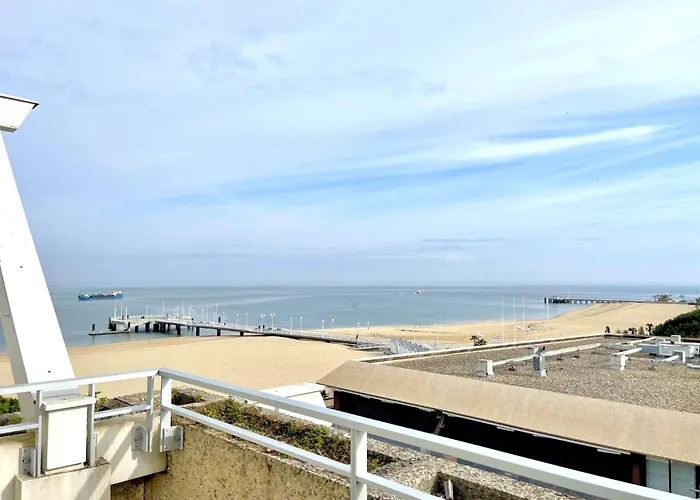 Claire-4 By Interhome